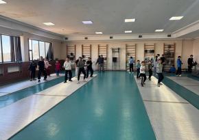 В Нукусе продолжается учебно-методический семинар по фехтованию на рапирах